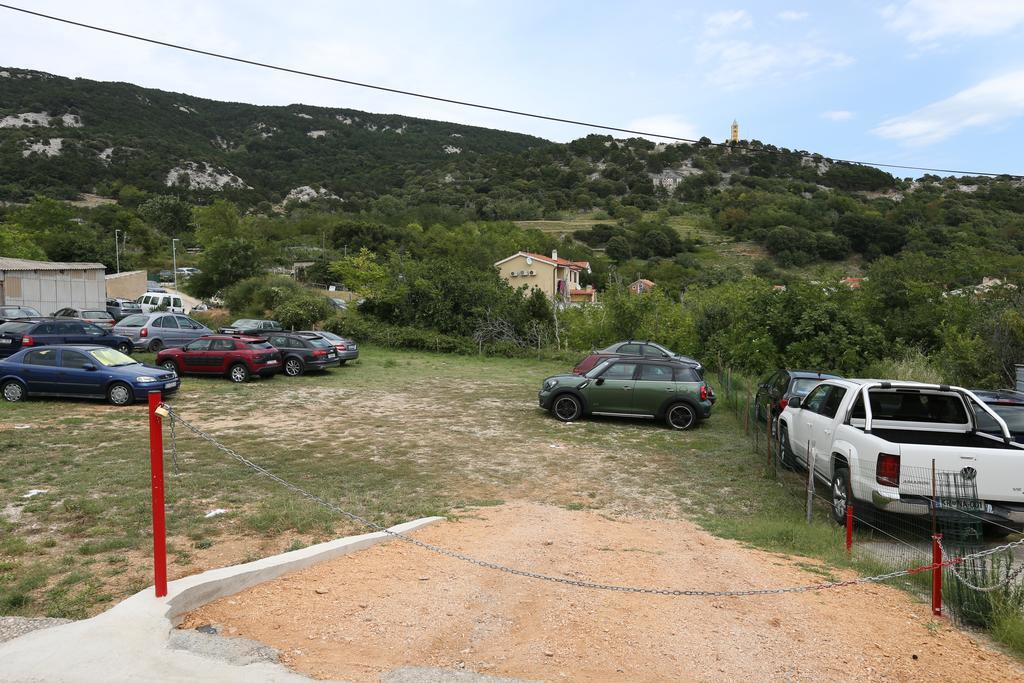 Studio Apartment Tea Baška Exterior foto